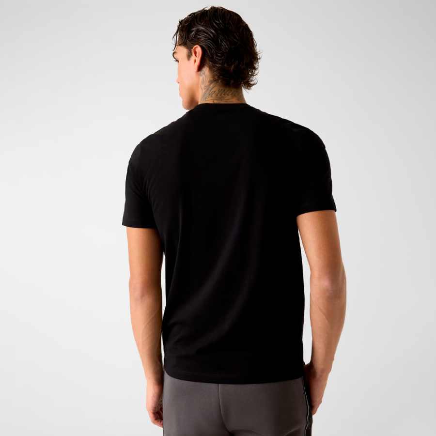 t-shirt-mit-aufgedrucktem-logo t-shirt-mit-aufgedrucktem-logo