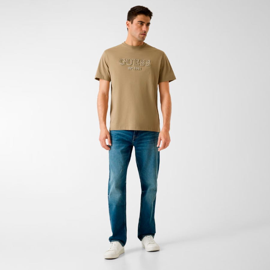 t-shirt-mit-gesticktem-logo t-shirt-mit-gesticktem-logo