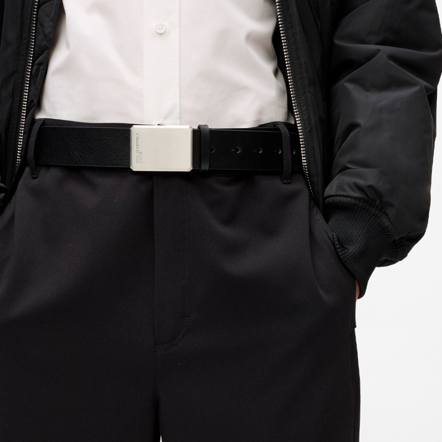 ledergurtel-mit-logo