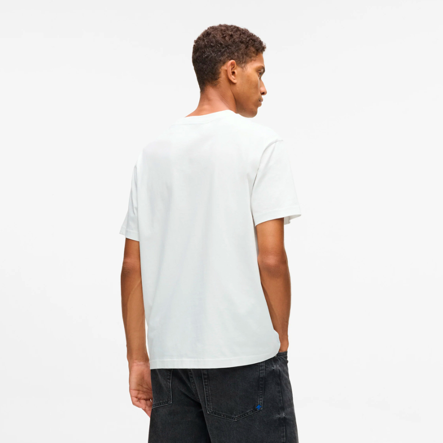 t-shirt-avec-imprime-k