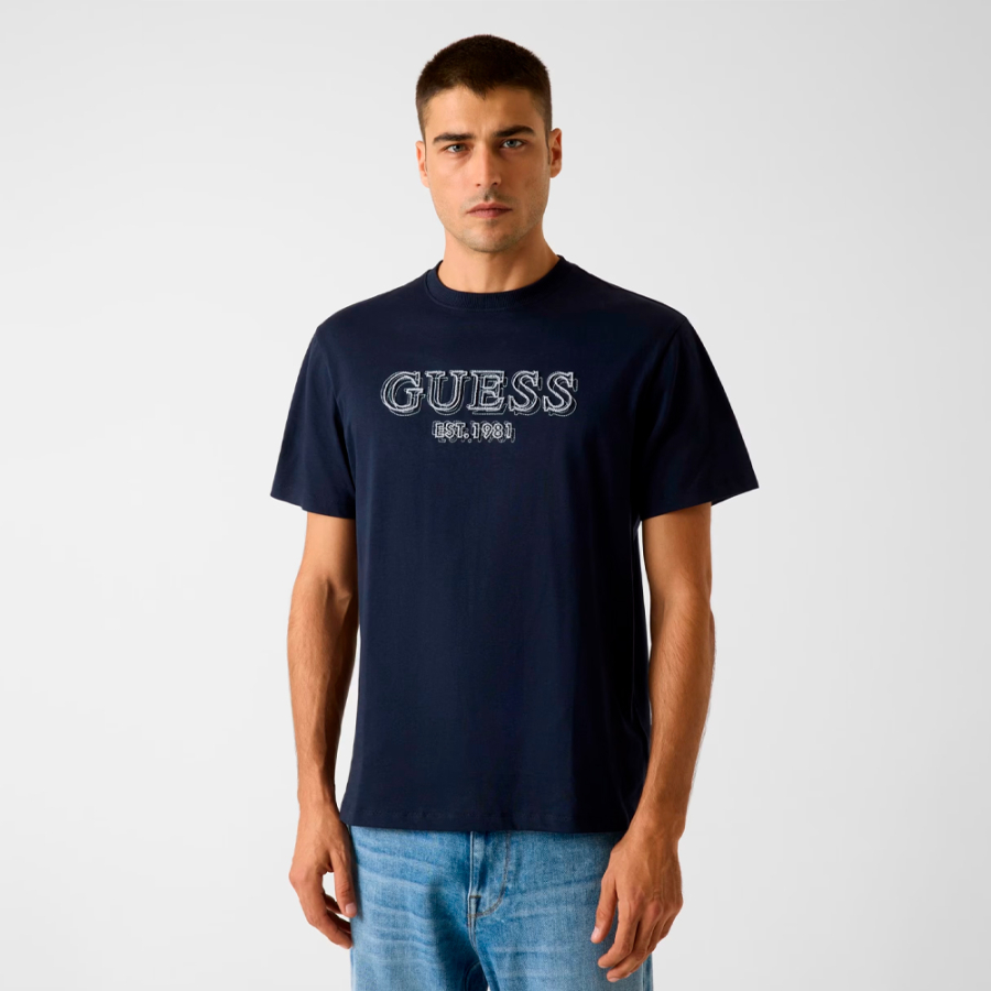 t-shirt-avec-logo-brode