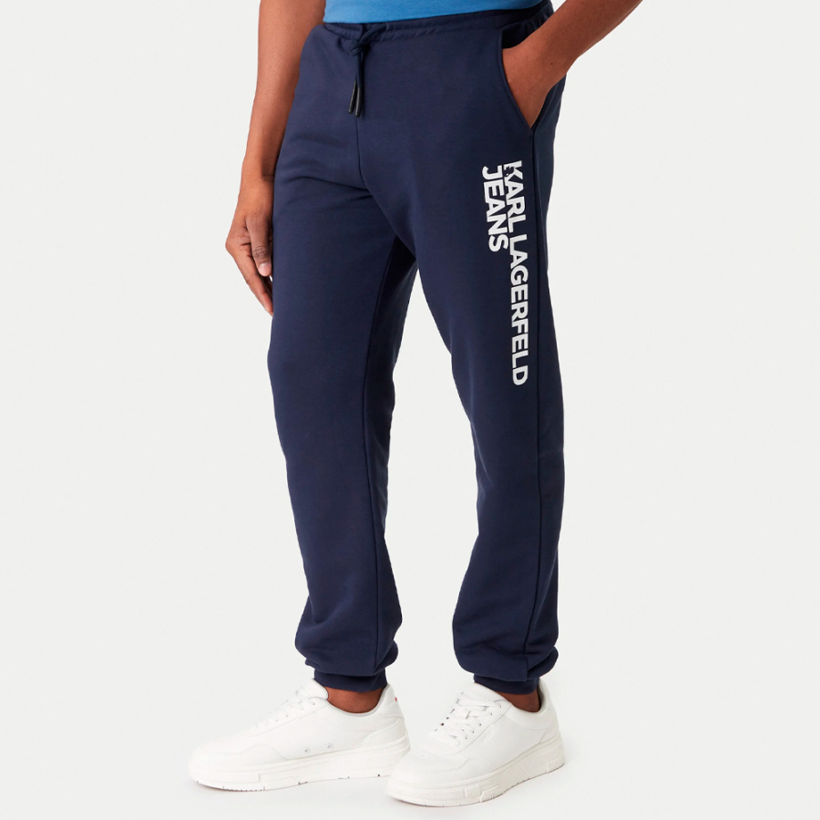 slim-tracksuit-pants slim-tracksuit-pants