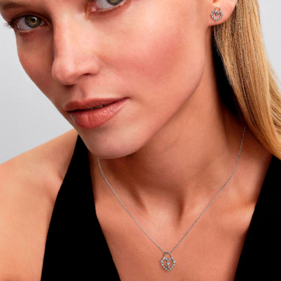 funkelnde-herz-ohrstecker-mit-vorhangeschloss