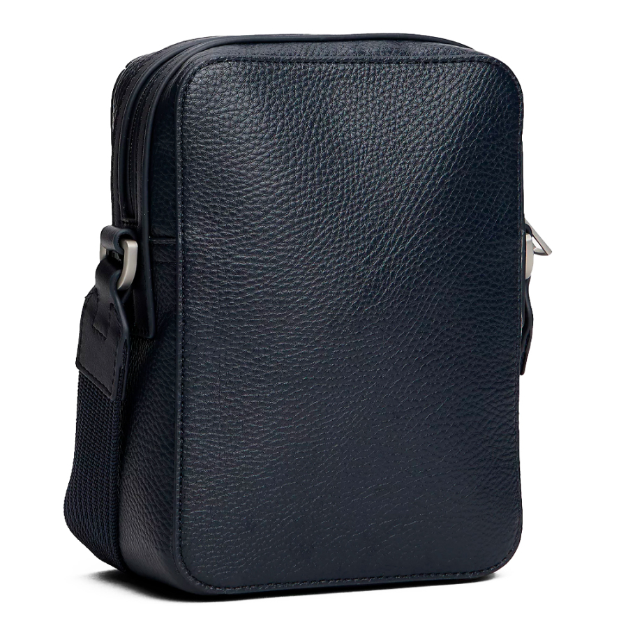 reporter-shoulder-bag-with-logo