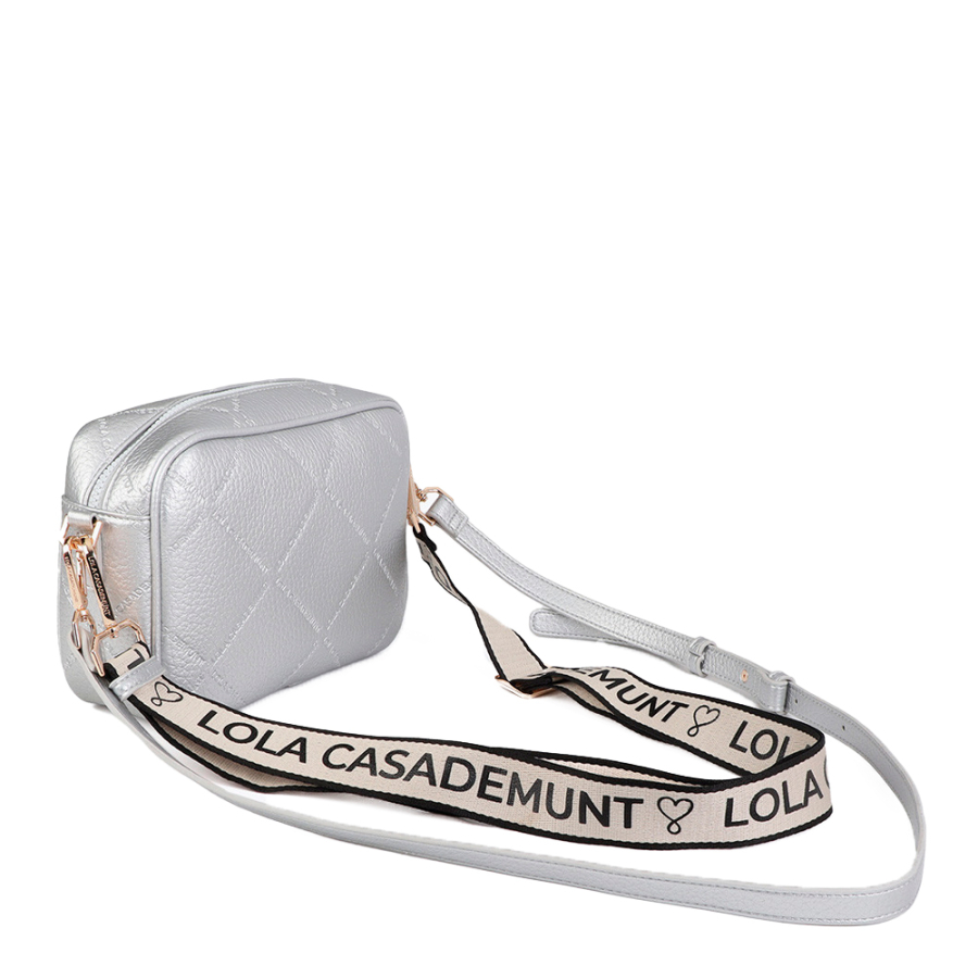 schultertasche-mit-diamantmonogramm