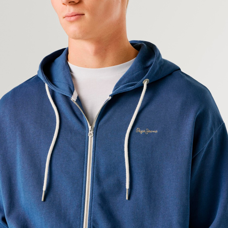 zip-up-hoodie zip-up-hoodie