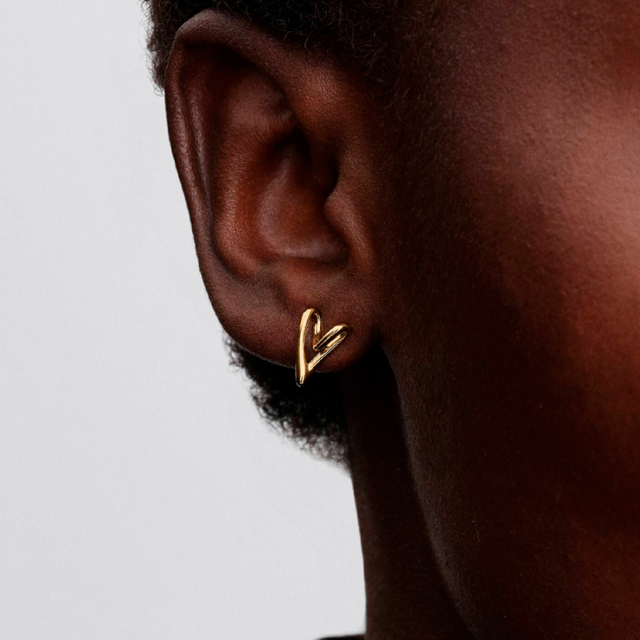 brincos-de-coracao-pequeno-formato-organico