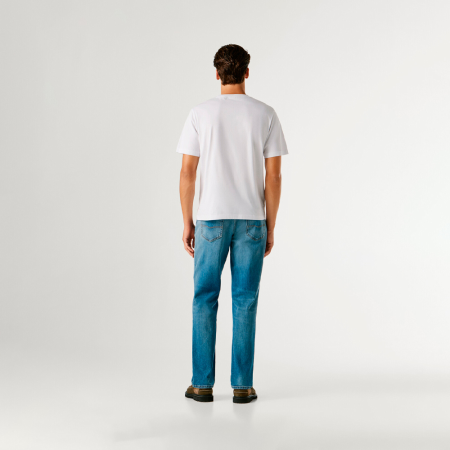 t-shirt-avec-logo-imprime