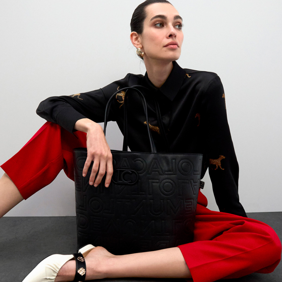 unstrukturierte-einkaufstasche-mit-monogrammstickerei