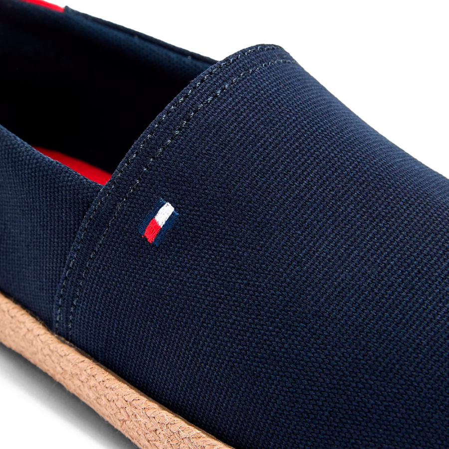 espadrilles-en-toile-avec-logo-brode