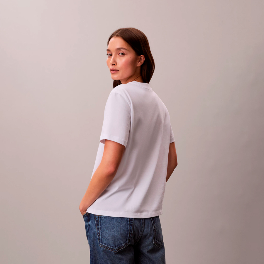 classic-t-shirt-with-graphic-and-letter-logo