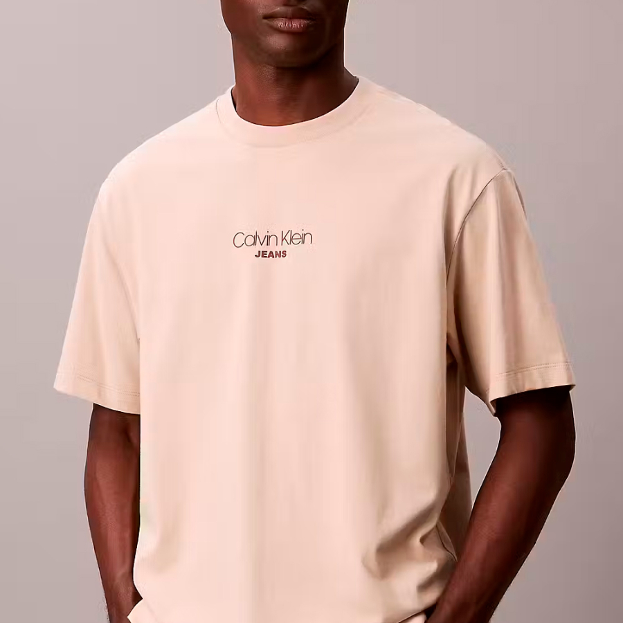 loose-fitting-t-shirt-with-graphic-logo loose-fitting-t-shirt-with-graphic-logo