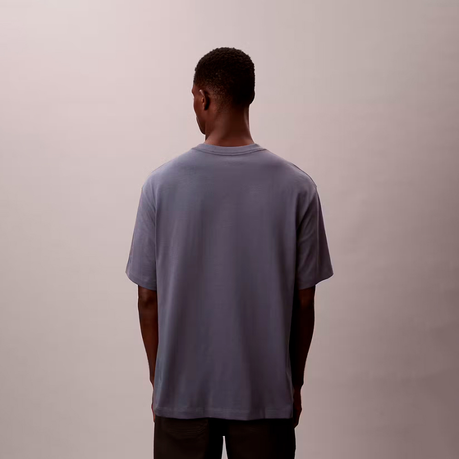 loose-fitting-t-shirt-with-graphic-logo loose-fitting-t-shirt-with-graphic-logo