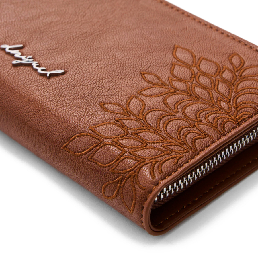 carteira-media-bordada