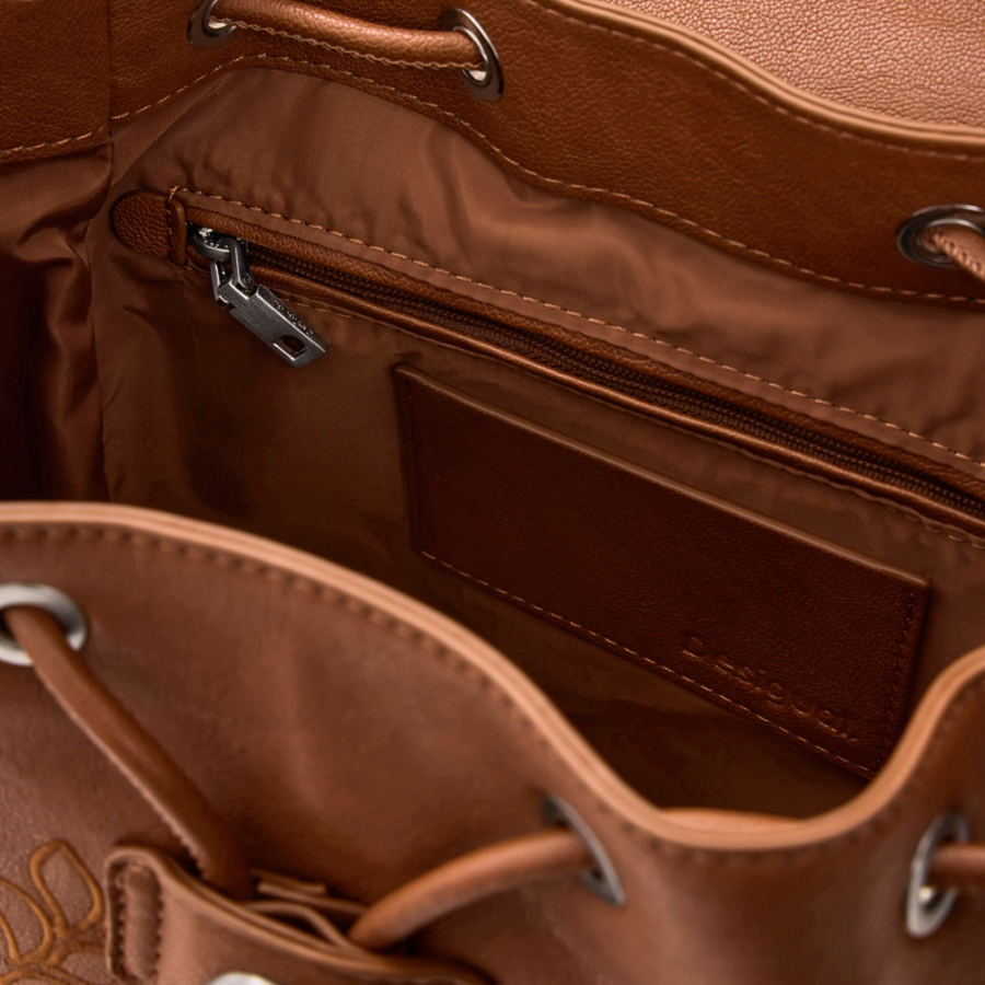 mochila-pequena-bordados