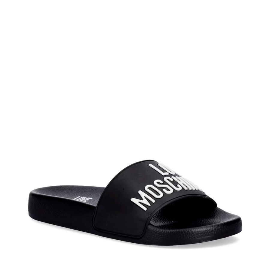 chinelo-de-borracha-para-piscina