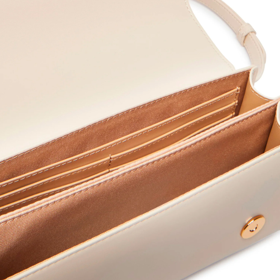 bag-jc4170pp1olx0110