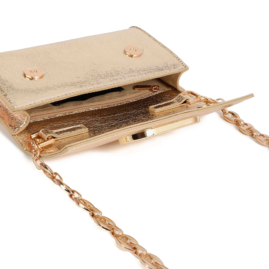 banda-metalica-de-noite