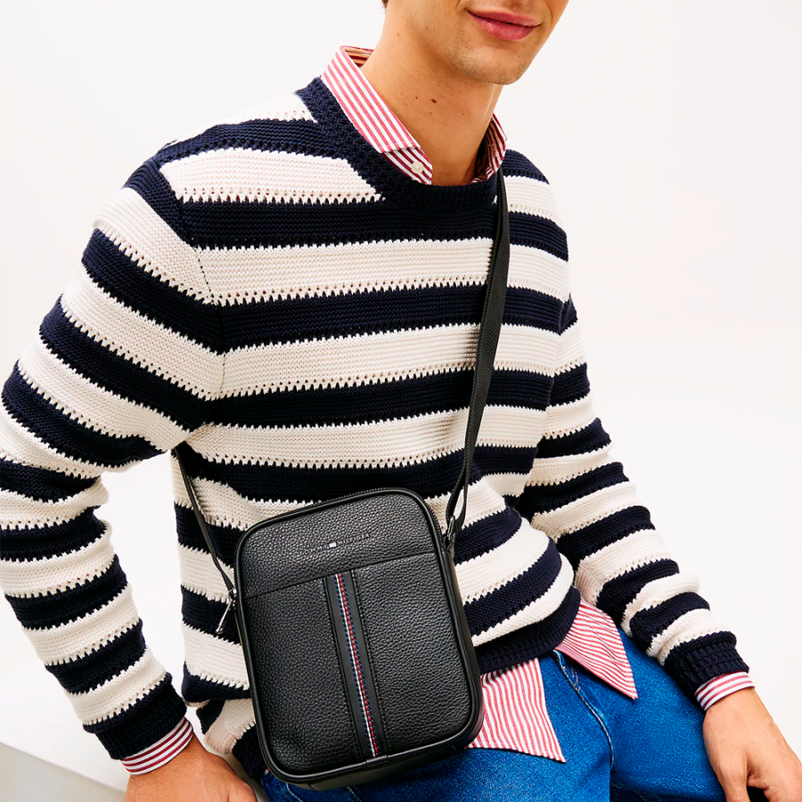 sac-de-reporter-en-cuir-graine sac-de-reporter-en-cuir-graine