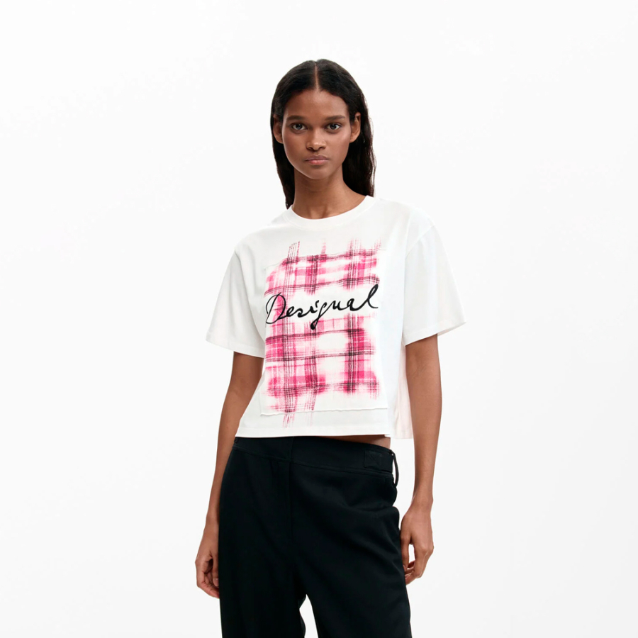 t-shirt-a-logo-a-carreaux t-shirt-a-logo-a-carreaux