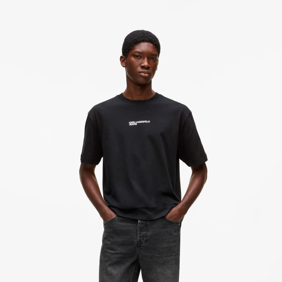 t-shirt-mit-logo-rahmeneffekt-normale-passform