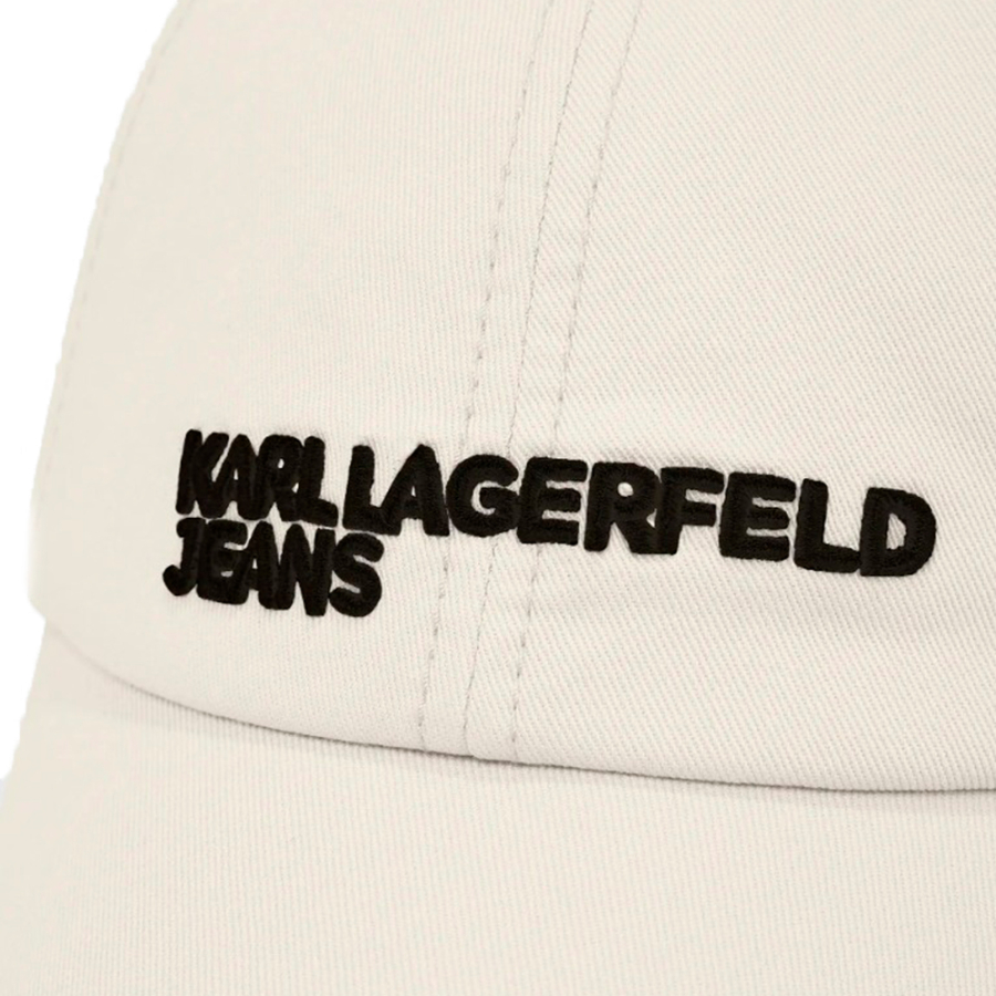 gorra-con-logotipo-y-efecto-desgastado