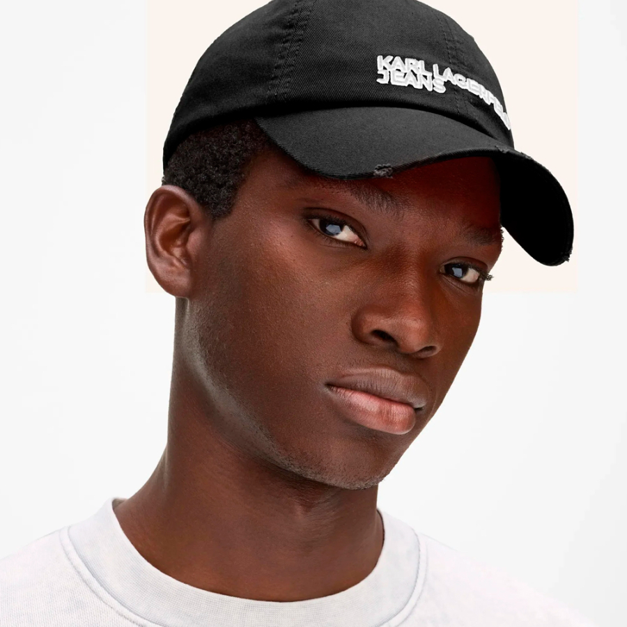 kappe-mit-logo-und-used-look