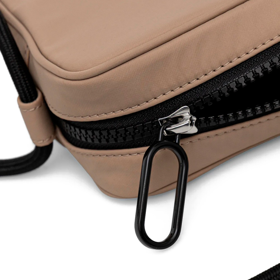 borsa-a-tracolla-per-fotocamera