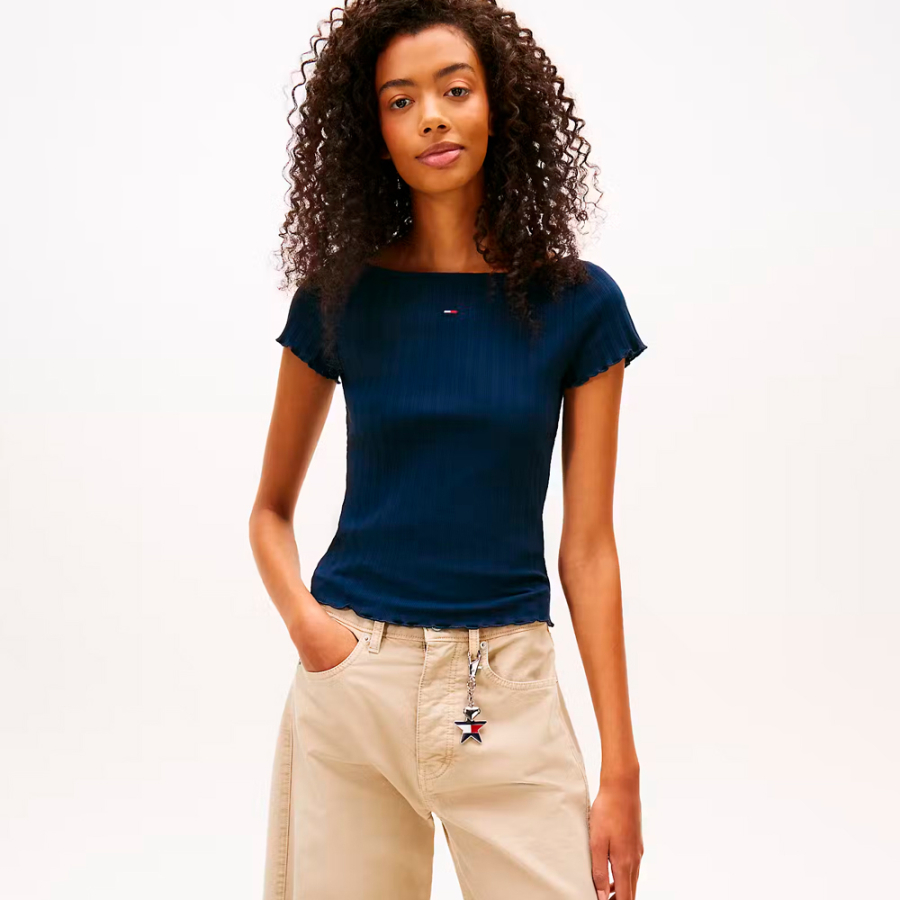 slim-fit-short-sleeve-t-shirt slim-fit-short-sleeve-t-shirt