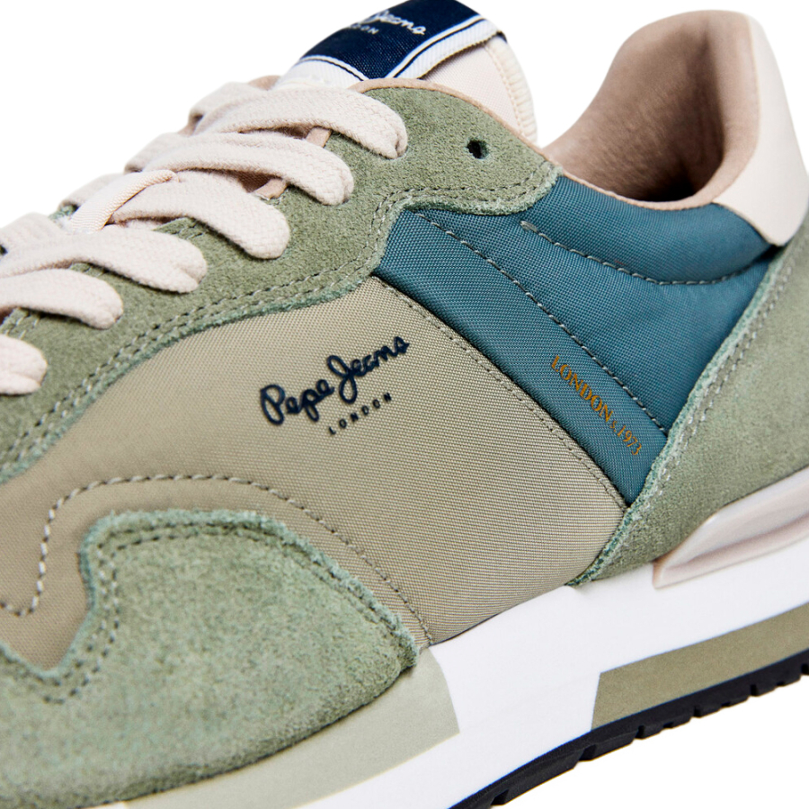 tenis-de-couro-com-detalhes-em-camurca