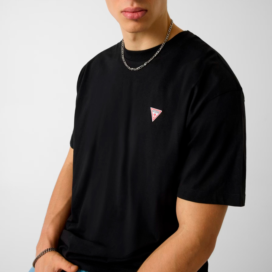 oversized-mini-patch-t-shirt oversized-mini-patch-t-shirt