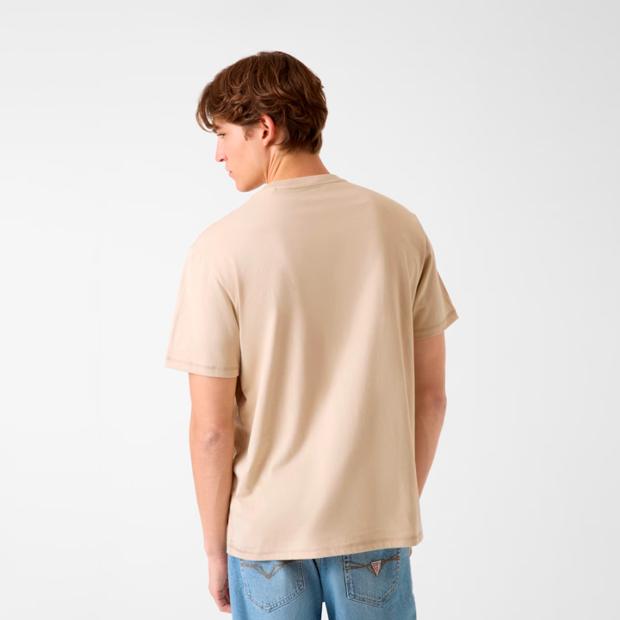 t-shirt-with-triangle-logo t-shirt-with-triangle-logo