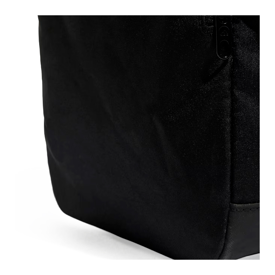 linear-small-sports-bag linear-small-sports-bag