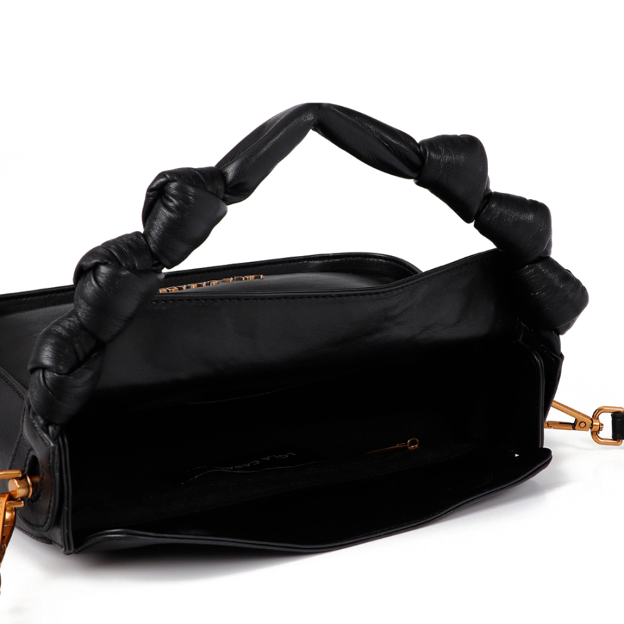 kleine-schultertasche-mit-geknotetem-henkel