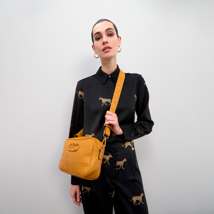 bandolera-pespuntes-monograma bandolera-pespuntes-monograma