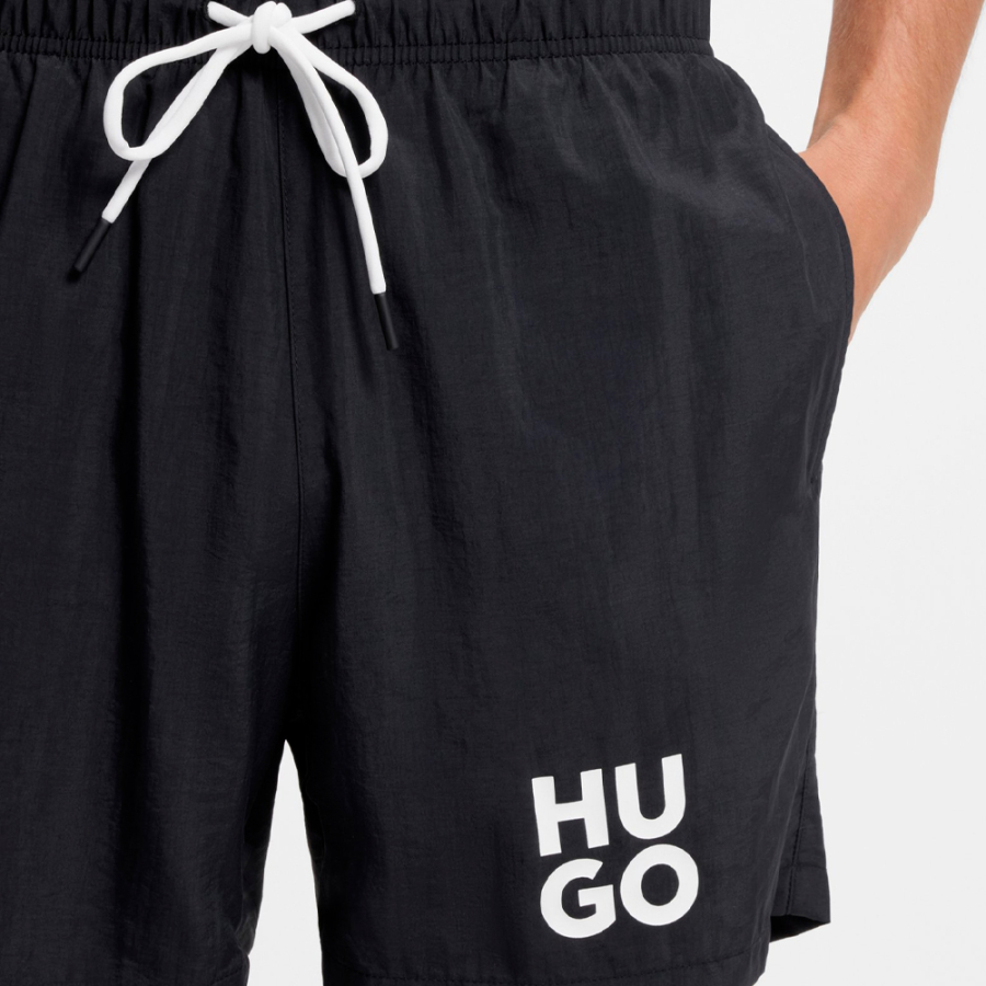 banador-con-logo-apilado