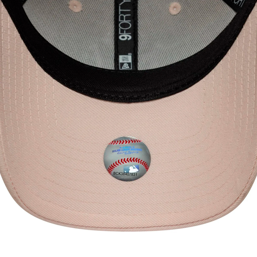 gorra-mlb-metallic-logo-new-york-yankees-9forty gorra-mlb-metallic-logo-new-york-yankees-9forty