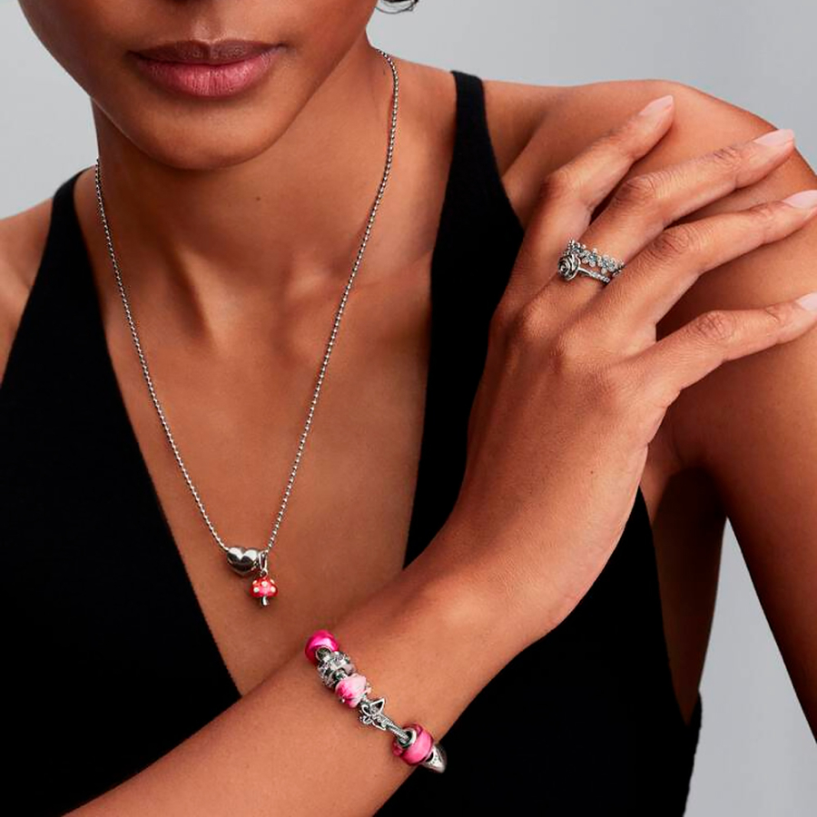 pilzanhanger-der-im-dunkeln-leuchtet