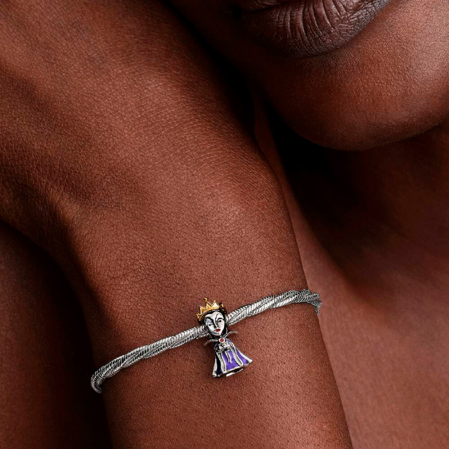 charm-reina-malvada-de-villanos-de-disney charm-reina-malvada-de-villanos-de-disney