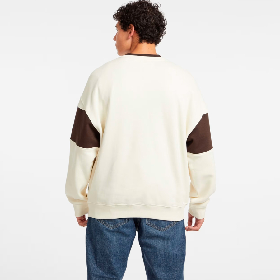 sweatshirt-mit-rundhalsausschnitt-und-horizontalem-streifen