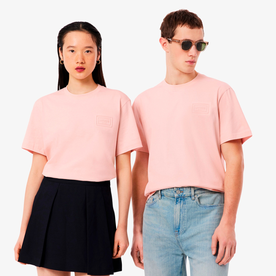 camiseta-de-malha-jersey-com-detalhes-da-marca-em-relevo