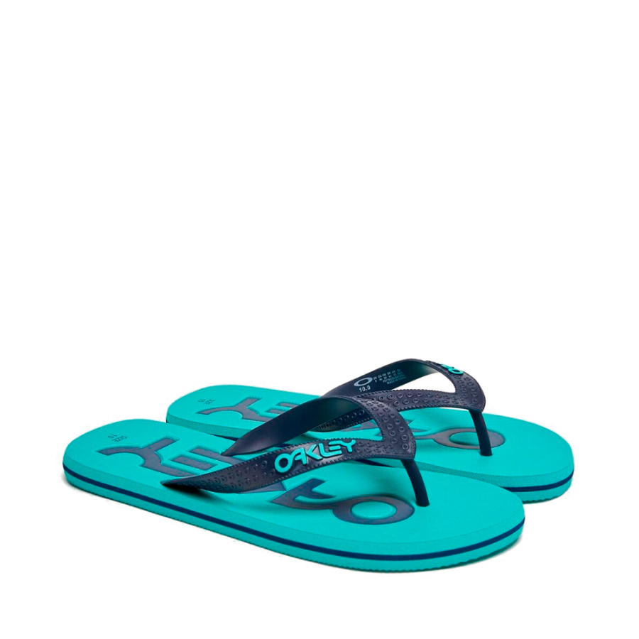 college-flip-flops