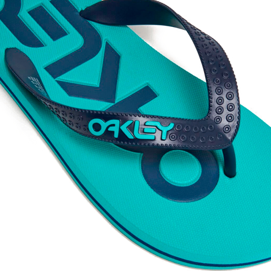 tongs-de-college tongs-de-college