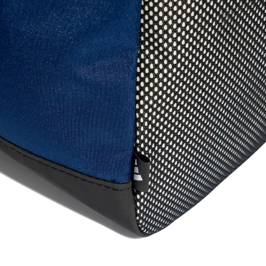 medium-linear-colorblock-sports-bag