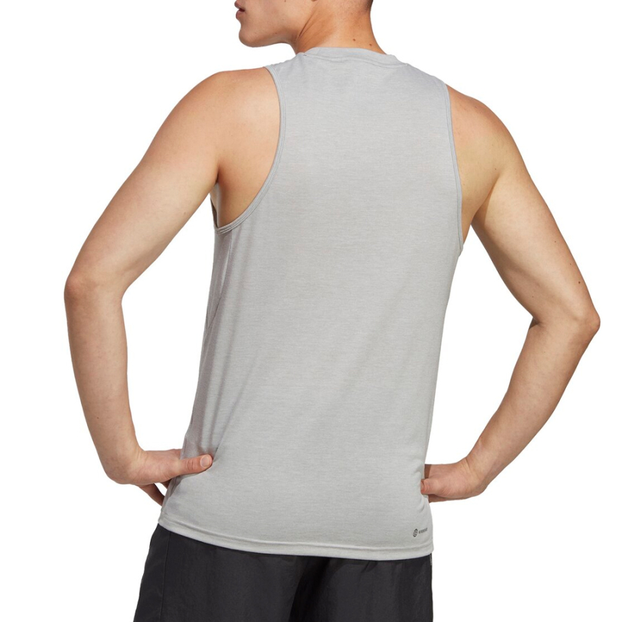 camiseta-sem-mangas-train-essentials