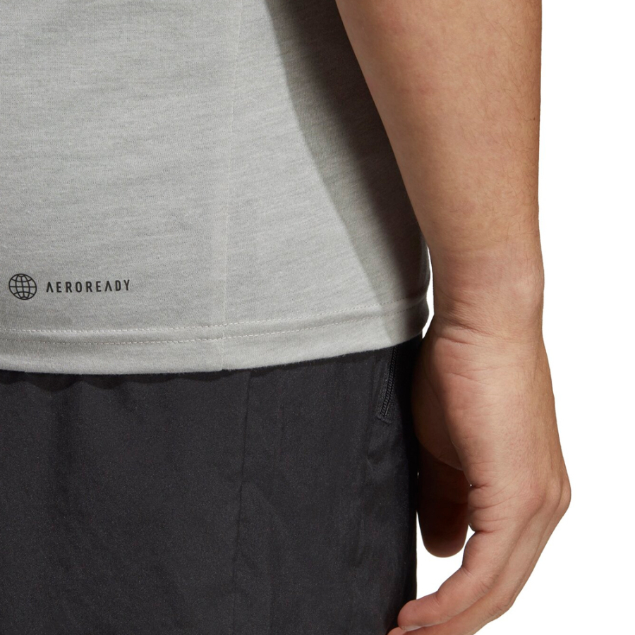 train-essentials-sleeveless-t-shirt train-essentials-sleeveless-t-shirt