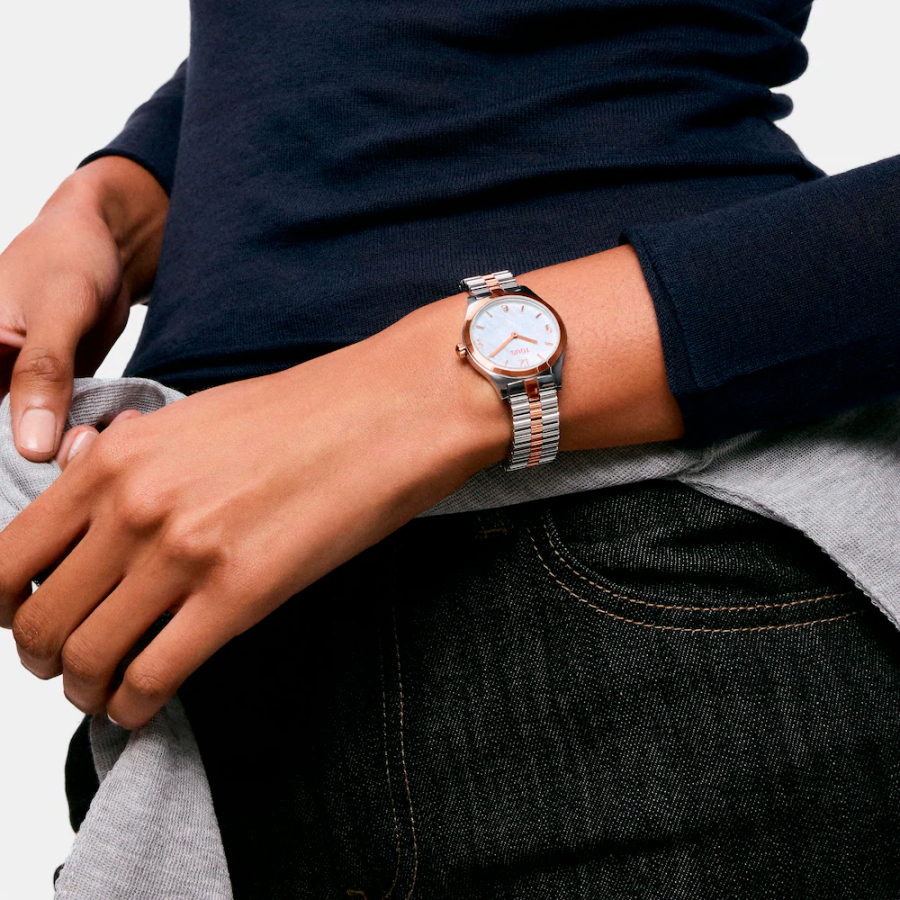 epic-icon-analog-watch-with-steel-bracelet-and-mother-of-pearl-dial