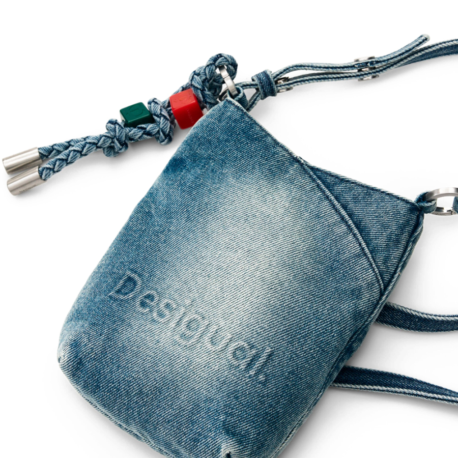 charms-mobile-phone-pouch charms-mobile-phone-pouch