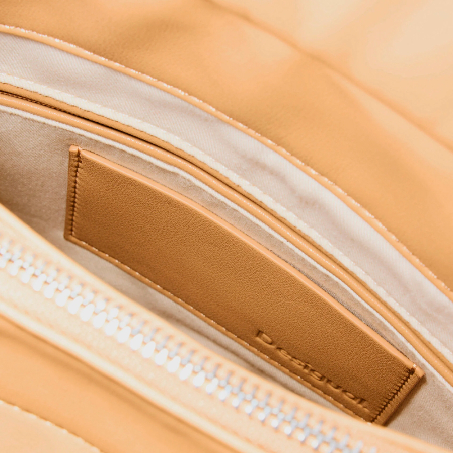 small-raffia-backpack-with-charms small-raffia-backpack-with-charms