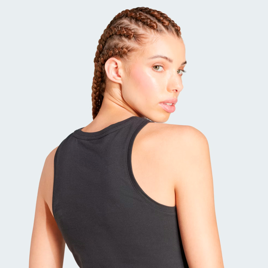 camiseta-sin-mangas-essentials-linear-slim-cotton